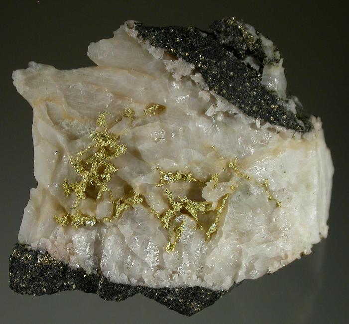 Gold, Nugget Pond Mine, Newfoundland - 007