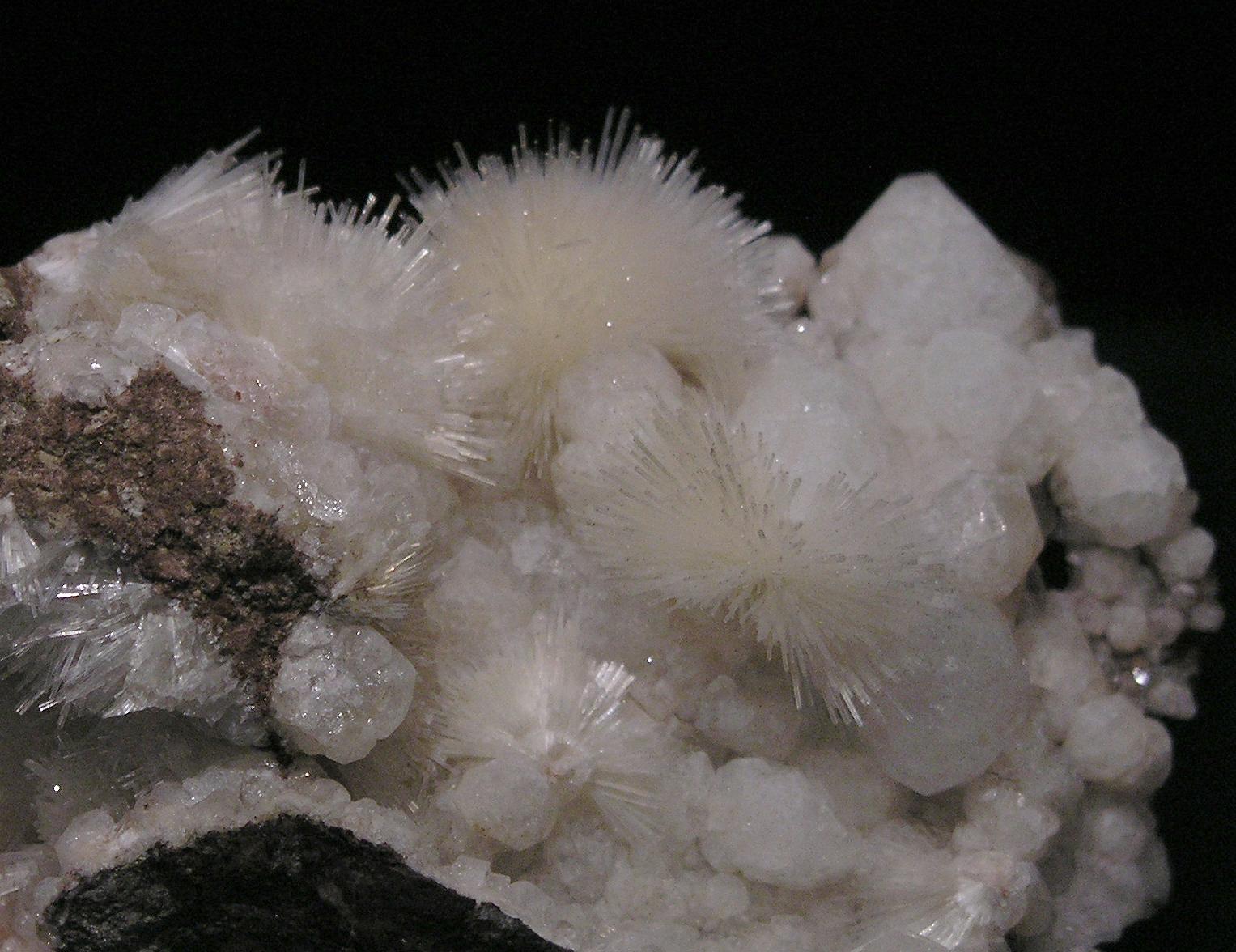 Natrolite, Analcime, Wassons Bluff, Nova Scotia, Canada - 001