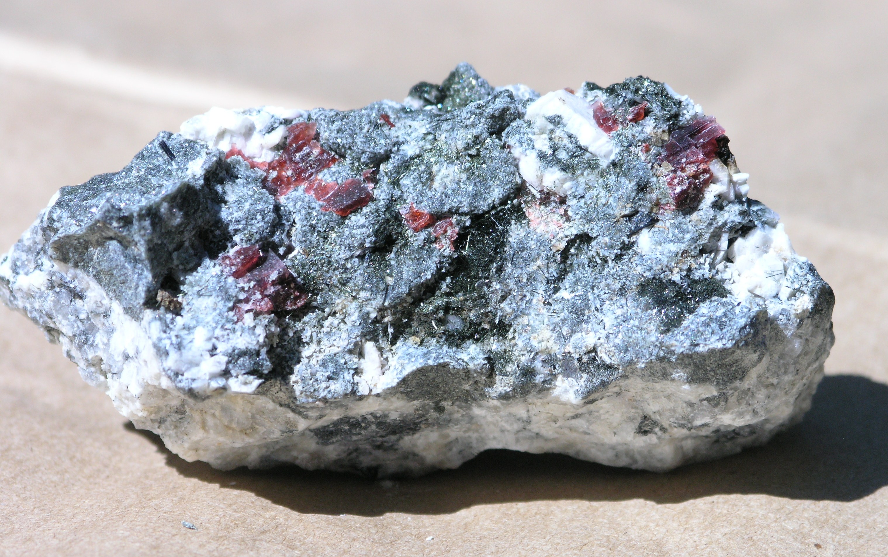 Villiaumite Fine  specimen mineral Mont Saint Hilaire, Quebec - 001